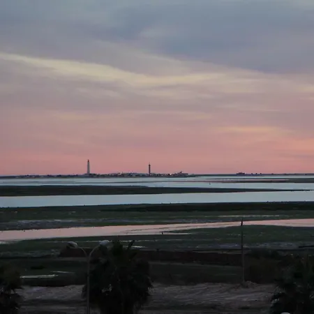 Floripes Luxury With Pool On Rooftop Apartman Olhão