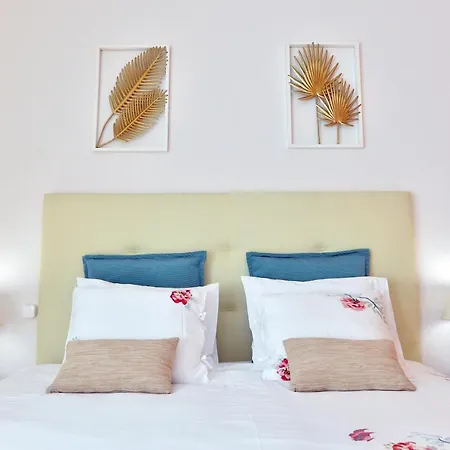 Floripes Luxury With Pool On Rooftop Appartement